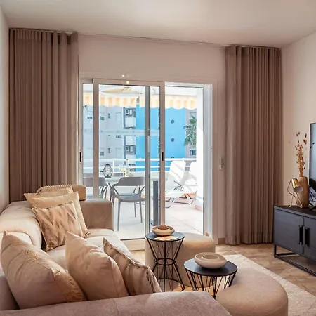 Aquamarina I Calpe, By The