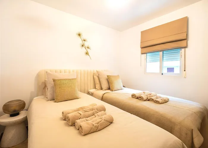 Aquamarina I Calpe, By The *