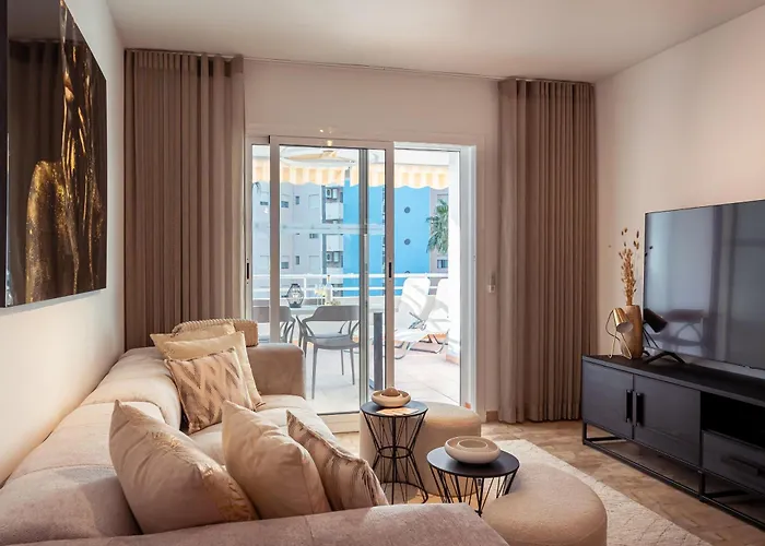 Aquamarina I Calpe, By The